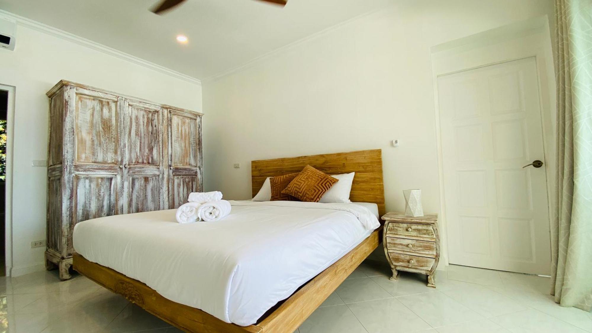 Ocean Bliss Beach House, 6 Bedrooms Phuket Buitenkant foto